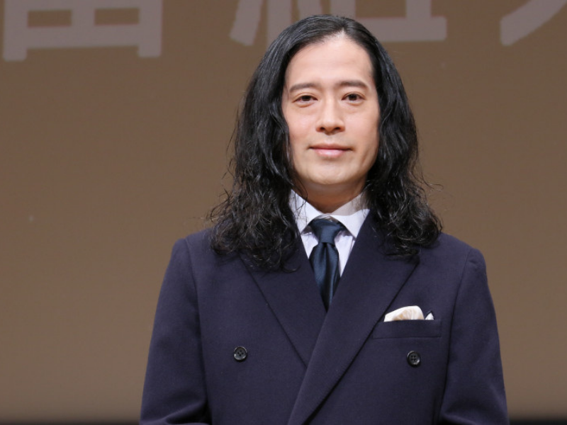 ピース又吉「MC番組」で最優秀賞! 相方・綾部の生前葬で「熟女1万人パレード」プロデュース!?