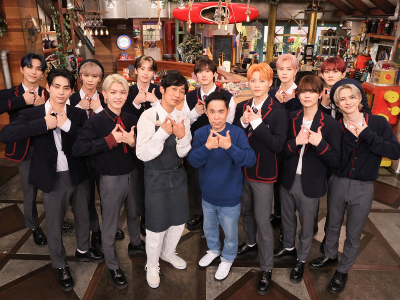 INI（アイエヌアイ）地上波バラエティー初出演! 超新星11人組の次世代スターが『おかべろ』来店!