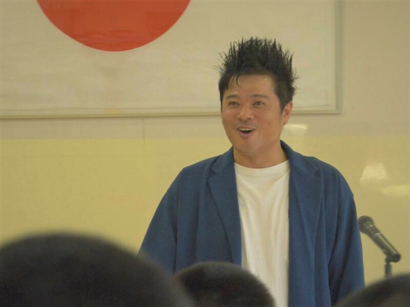 バッドボーイズ佐田が少年院で語った「更生」の瞬間　主演舞台の原作者と慰問