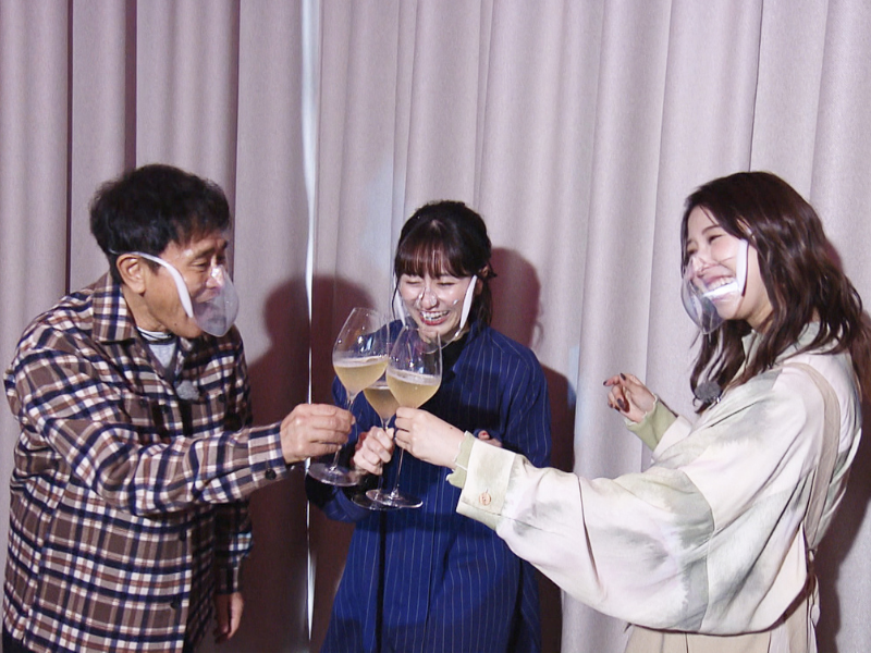 『ごぶごぶ』玉井詩織・佐々木彩夏と大人デート! 豪華ホテルに仰天＆お世話になった店に恩返し!