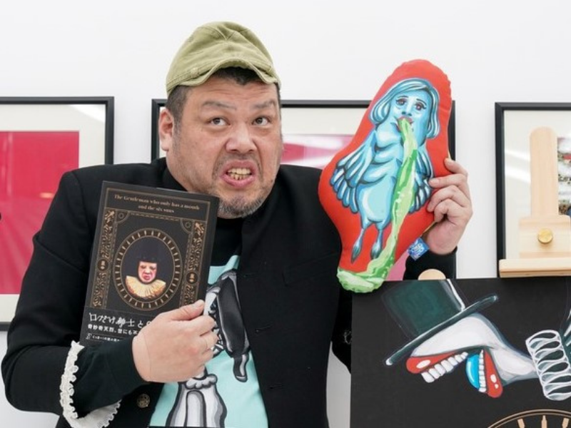 くっきー！の5年ぶり新作絵本は「ロリータ写真」と融合! 原画展ではあの歌姫から花も