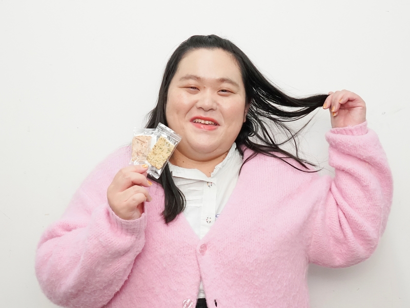 ぼる塾・田辺が「柿山のおかき」をプロデュース! 味の決め手は“母の教え”