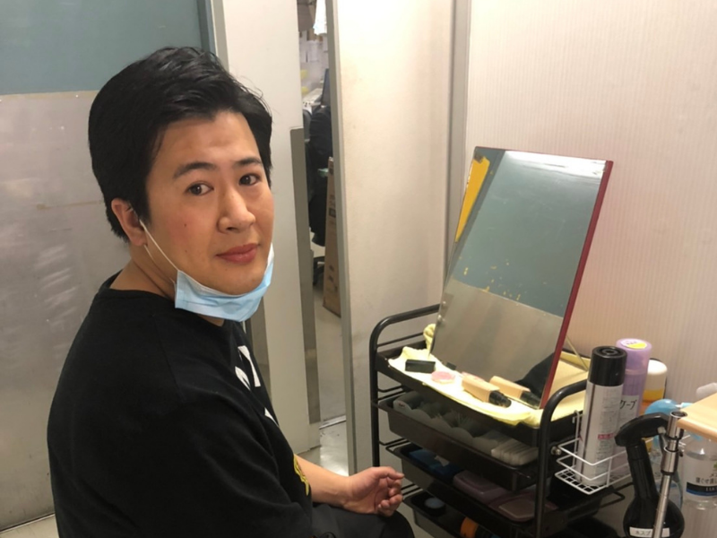 コットンきょん、乙女の顔に! ルミネ入り口メイク場所に密着 【ルミネ通信vol.68】