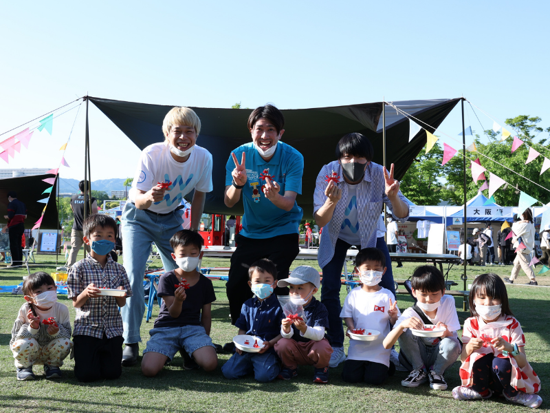 遊びを堪能したフースーヤ  心が浄化？「未来は明るい！　力をもらいました！」