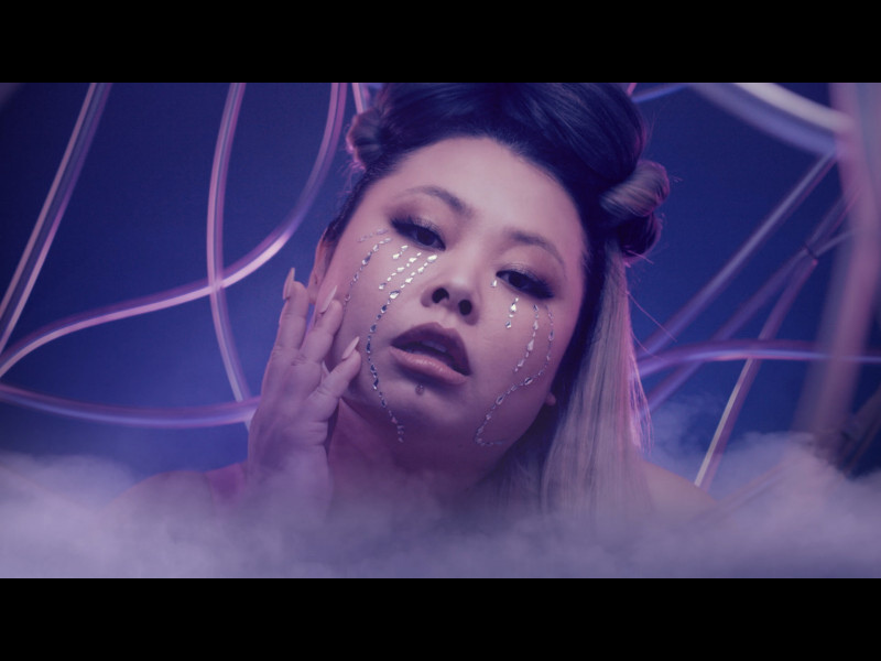 レディー・ガガとアリアナ・グランデに直美とゆりやんが挑戦! 公式パロディMVが公開