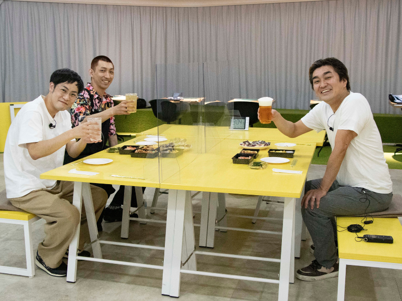 やさしいズ佐伯の号泣にノブコブ徳井も困惑!?「酒と話と徳井と芸人」にやさしいズが登場!