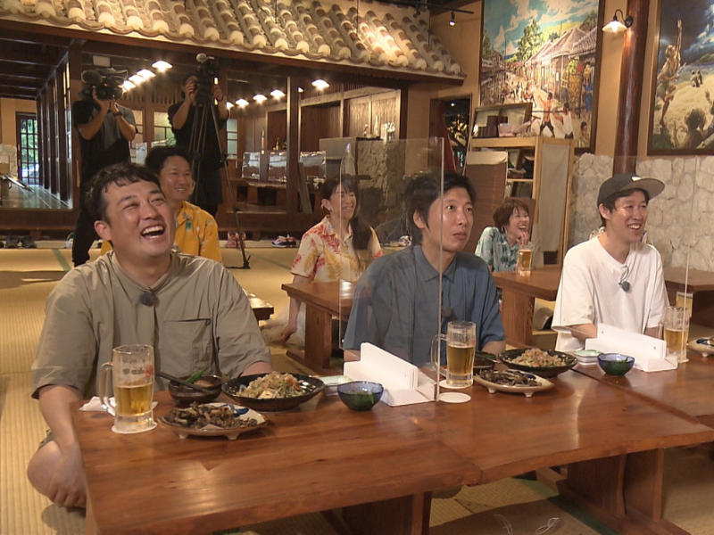 吉本新喜劇座員が小籔の夏休みをプロデュースする沖縄ロケ延長編! 沖縄芸人が珠玉のネタを披露!『よしもと新喜劇NEXT』