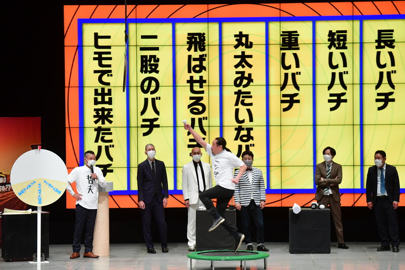 笑い飯「全国ツアー」でM-1王者・錦鯉が大阪NGK初舞台「おじさんが挨拶しただけでこんなに…」 | FANY Magazine