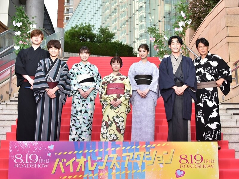 太田夢莉が城田優の“ムスコ”を危険な状況に!? 映画『バイオレンスアクション』イベントで恥ずかしトーク