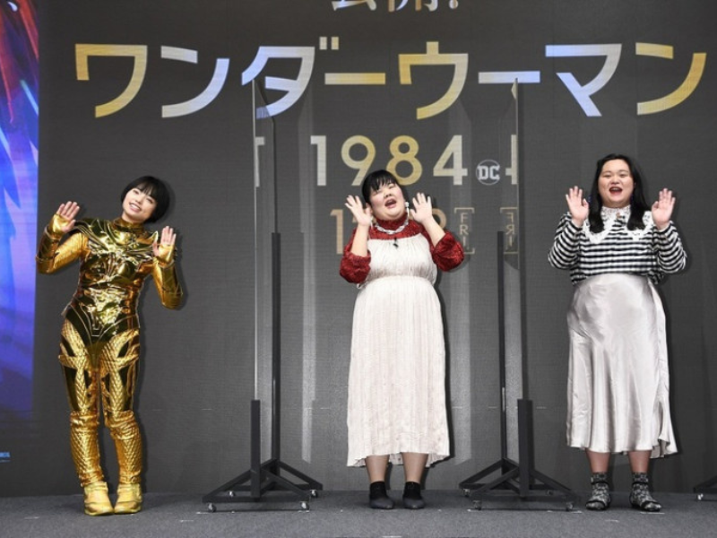 ぼる塾きりや、ワンダーウーマンのコスプレで『R-1』エントリー報告! あんりは「1人は恥ずかしい…」