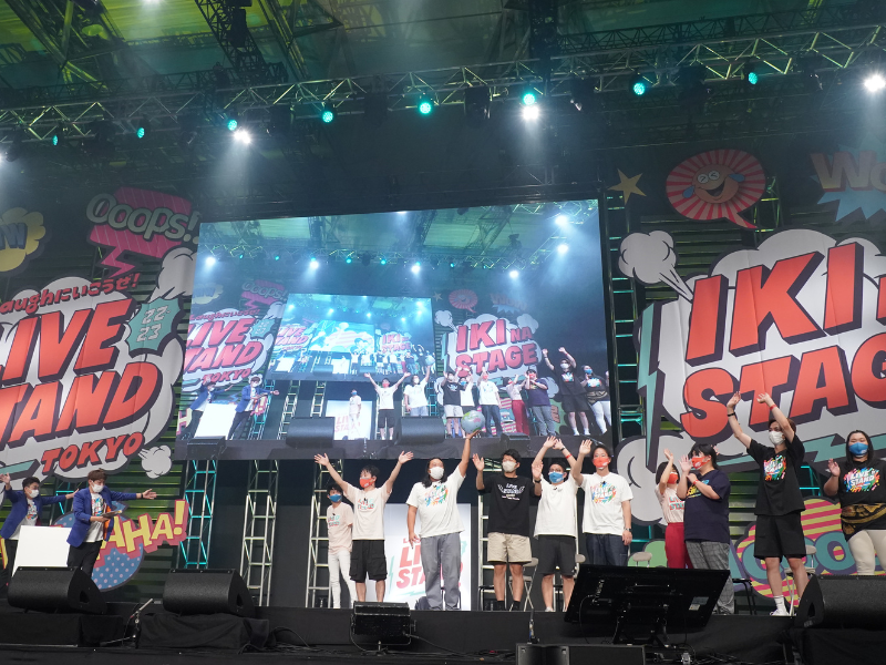 ロバート秋山、“世界観爆発”の謎ゲーム『イイダ』で独壇場…会場は抱腹絶倒