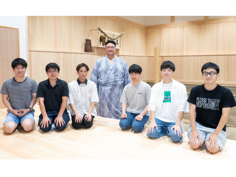 東大生が二所ノ関部屋の朝稽古を見学！「笑う東大×学ぶ吉本プロジェクト」