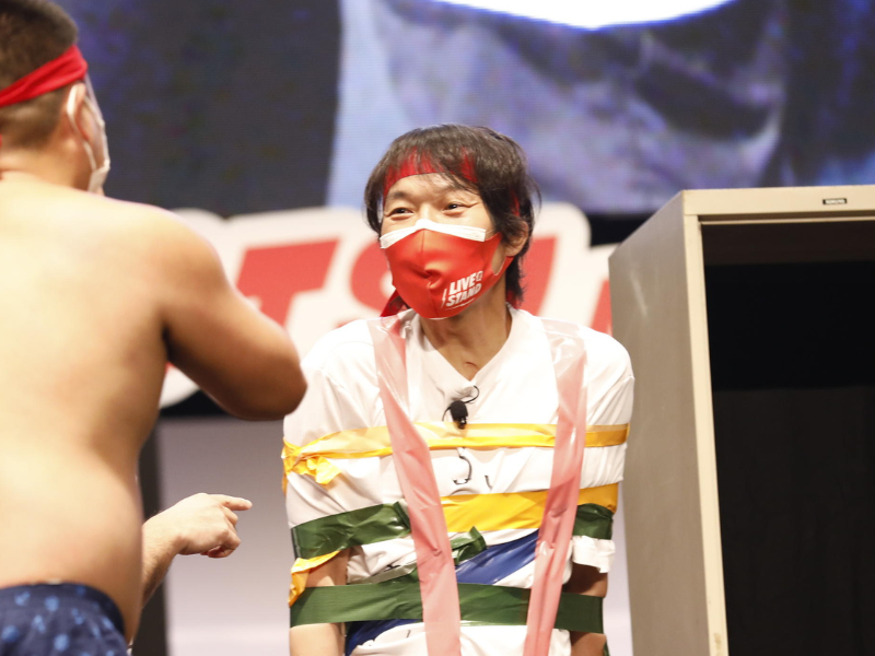 こんな姿見たことない! 千原ジュニアが大宮セブンにまみれた45分