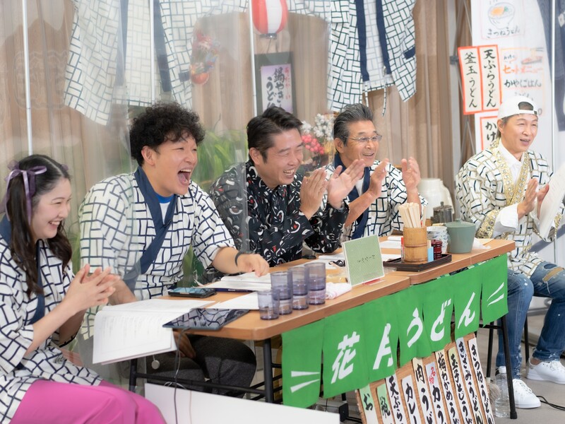 吉本新喜劇メンバー“7時間ぶっ通し”生配信で大暴れ! 総選挙1位アキは暴露トーク「お尻がキレイで…」