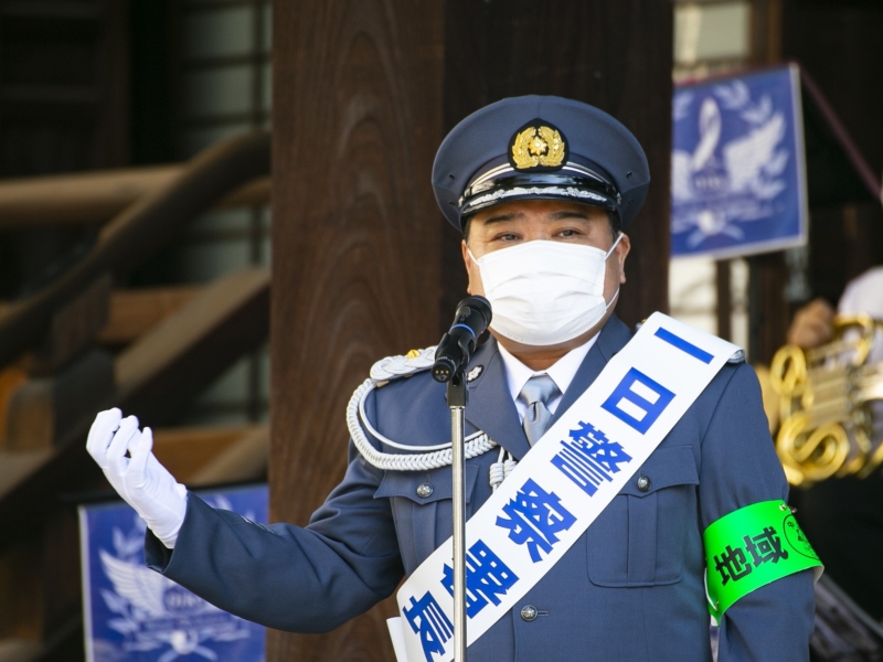 吉本新喜劇・川畑座長が「一日警察署長」で高校時代のリベンジ達成!? 「署長まで上り詰めました」