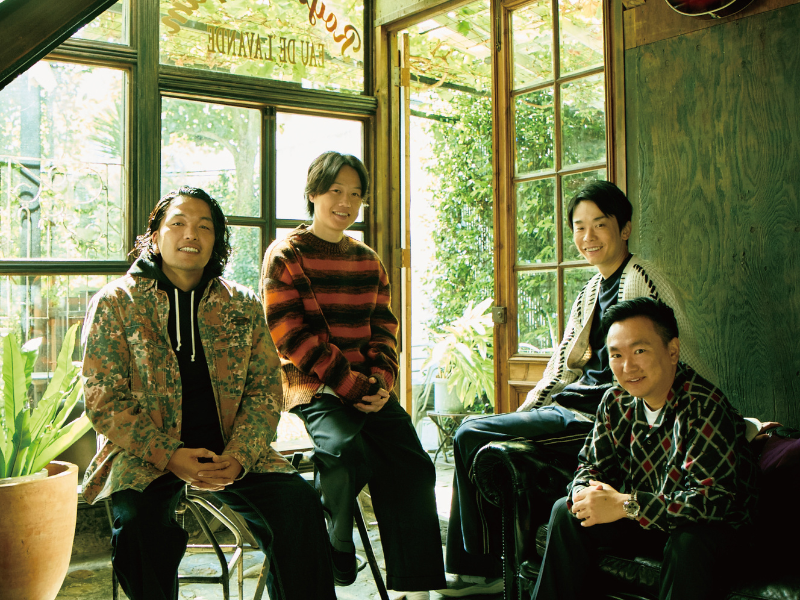 かまいたち×⾒取り図が表紙巻頭!『LIVE STAND 22-23』⼤特集!『THE LIVE PRESS』11⽉21⽇発売!