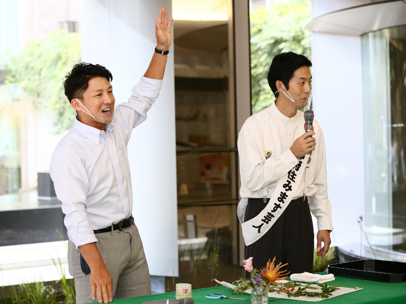 京都・六角堂にて、京都国際映画祭×華道家元池坊のコラボ企画『エコいけばな体験会』を実施!