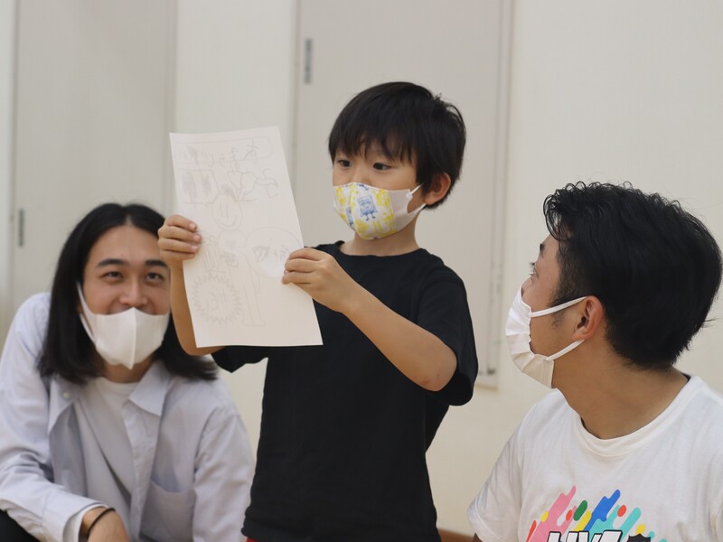 子どもたちがお笑いにダンスに全力投球! 「よしもと放課後クラブ」本格スタート