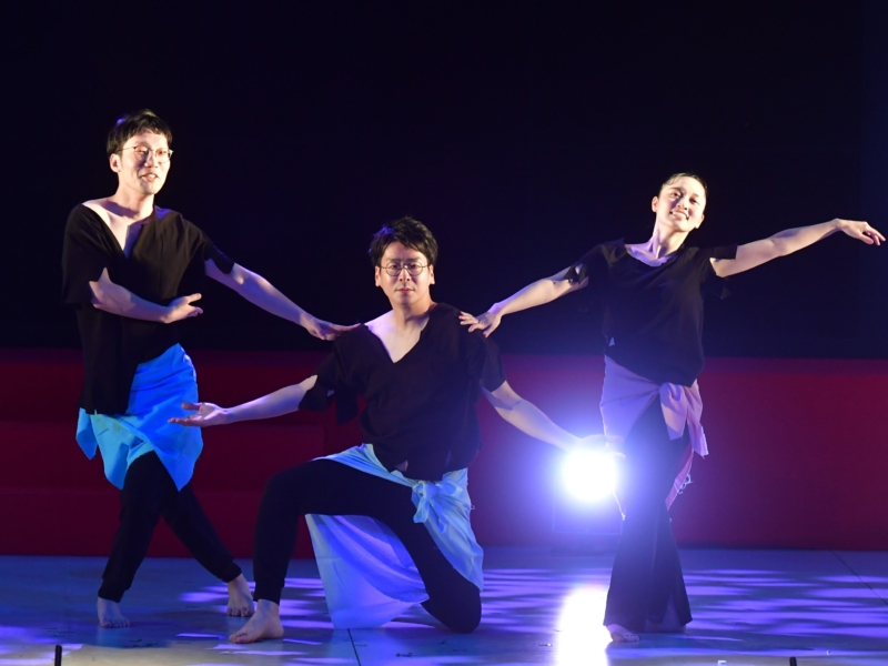 バレリーナ芸人・松浦景子、初のNGK単独ライブは「バレエとお笑いの融合」 豪華ゲストが続々登場して…