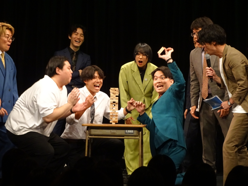 なぜかジェンガで友情が芽生え…マンゲキvs神保町「東西グランプリ」は意外な結末に