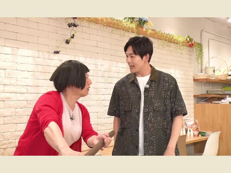 吉本新喜劇・すち子＆人気俳優・松下洸平がまさかの「乳首ドリル」を披露!?『水野真紀の魔法のレストラン』