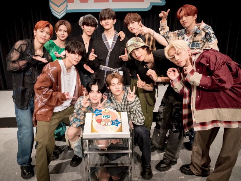 INI・後藤と西の騙し合いバトルに「下手すぎ！」 5THシングル『TAG ME』発売イベント