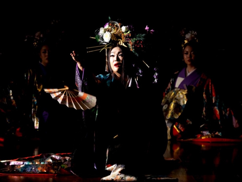 日本版『ゴット・タレント』優勝のマリアセレンが能楽堂で奇跡の歌声披露! 能×狂言×オペラが融合