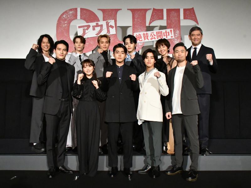 品川ヒロシ監督最新作 映画『OUT』初日舞台挨拶! “アウト”な撮影秘話暴露の連続に場内は笑いの渦!?