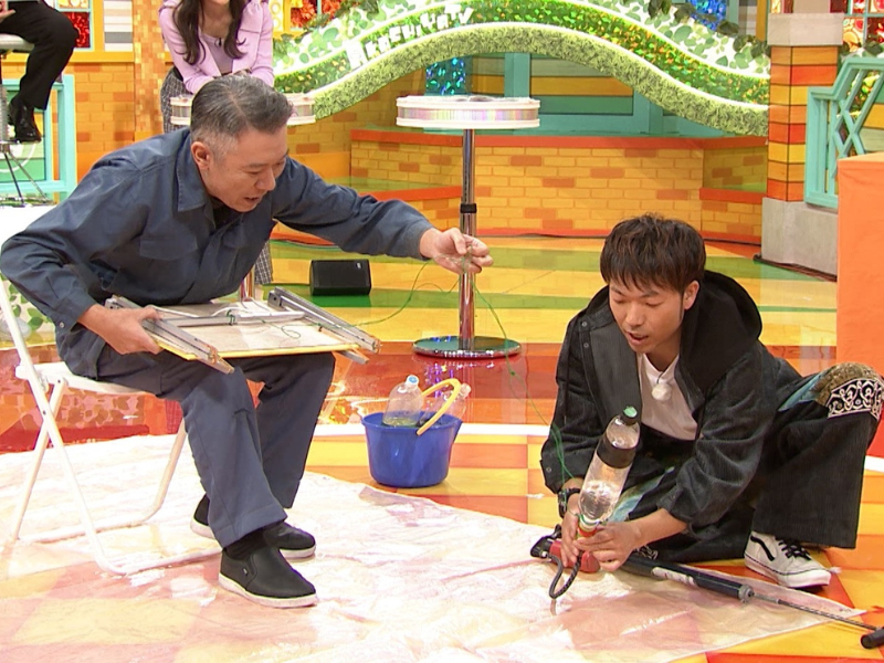 『痛快！明石家電視台』モンスターエンジン・西森の発明品がアキナ秋山を巻き添えにする大惨事に発展!?