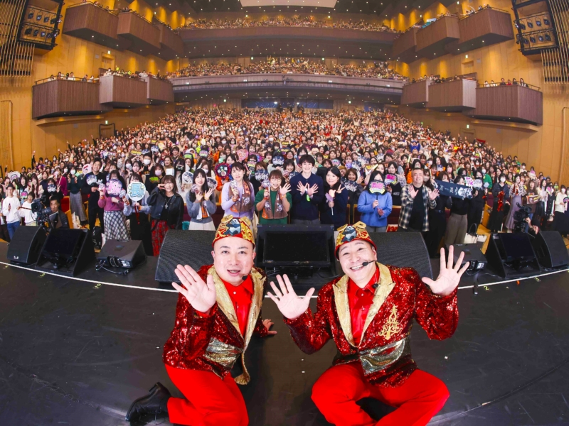 チョコプラ“人気キャラ”総出演の「CHOCO FES」開幕! 豪華すぎる“ホンモノ”との激アツコラボに会場大興奮