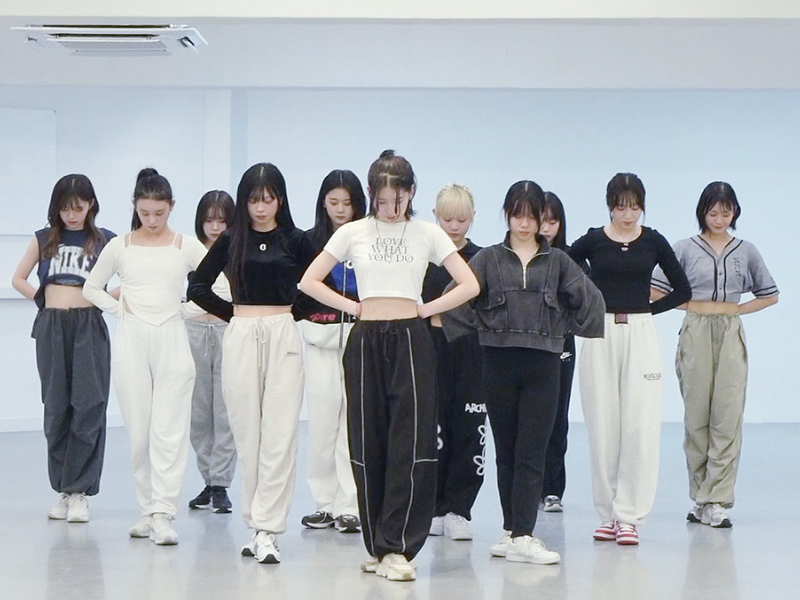 “ME:I”『LEAP HIGH! ～明日へ、めいっぱい～』ダンス動画 公開から約8時間で再生回数100万回突破!