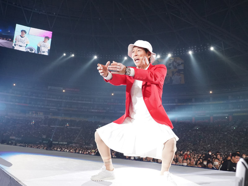 まさかの明石家さんま登場! 「どんたく大運動会の開会です！」場内大興奮のシークレットゲストで開会宣言!