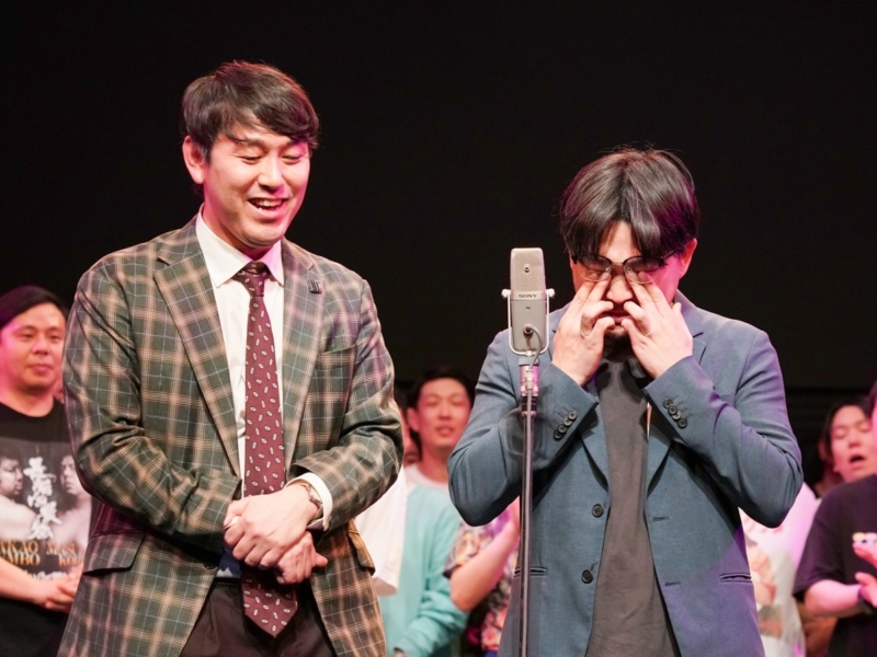 オズワルド伊藤が∞ホール「卒業ライブ」で涙! 畠中は「大好きなんで卒業やめます」!?