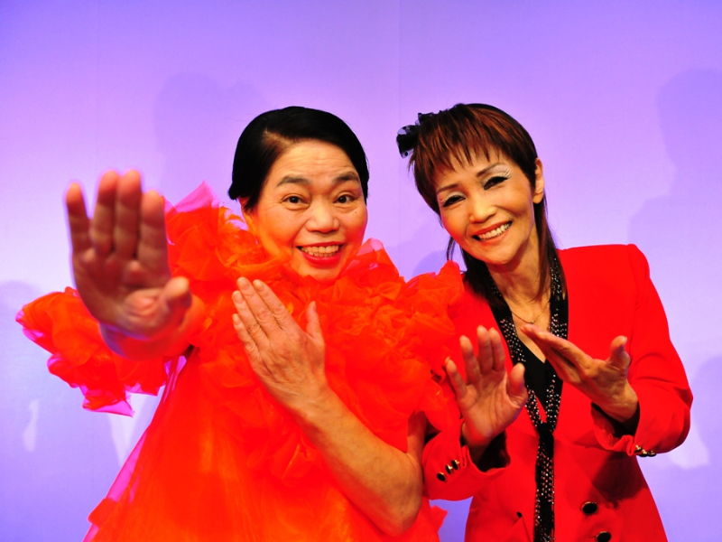 今くるよ 追悼特別番組 第2弾、第3弾をBSよしもとにて放送! 貴重な漫才シーンの数々を、華やかな衣装とともに振り返ります!