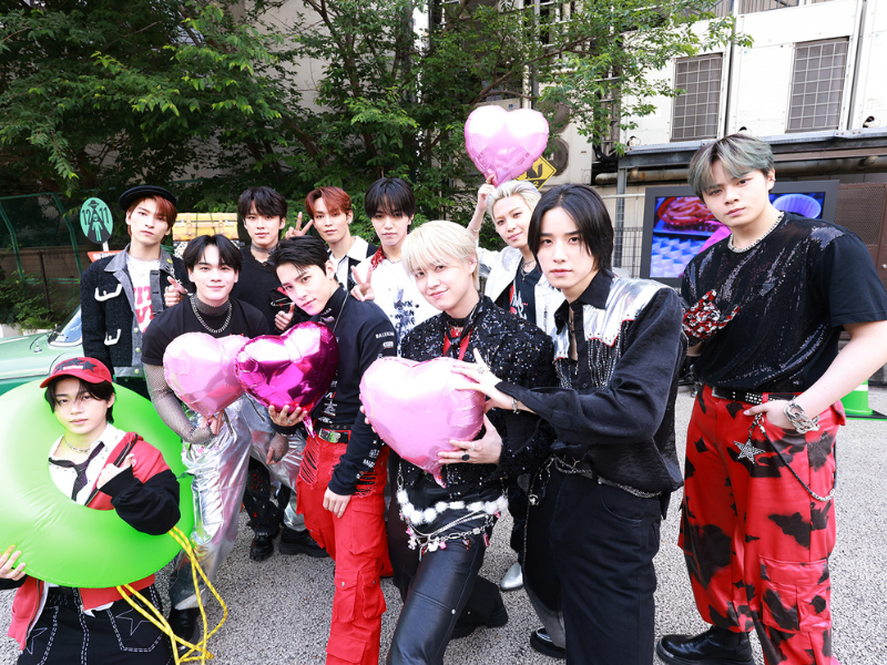 JO1 8TH SINGLE『HITCHHIKER』リリース記念! MIYASHITA PARKにJO1のアートオブジェが登場!