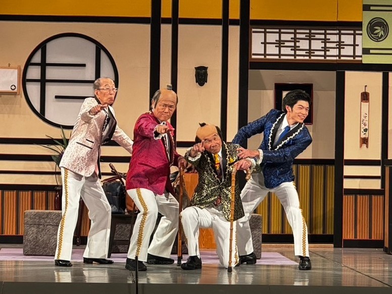 “吉本新喜劇”寛平GMが京都・祇園花月で初の座長公演! ベテランと若手のギャグ応酬に「アドリブもエエ加減にせえよ」