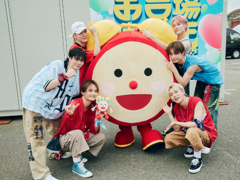 『めざましライブ』にDXTEENが単独初出演! サプライズ登場の“めざましくん”とステージで共演!