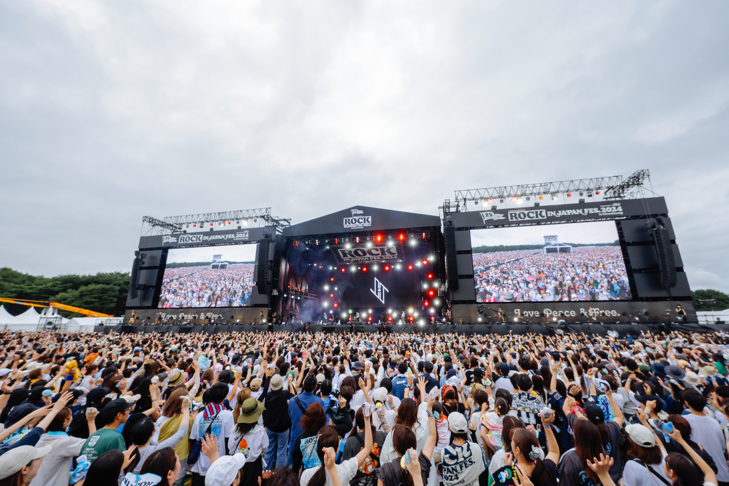 JO1 ロッキン初出演! 大熱狂の全力ライブでJO1旋風!『ROCK IN JAPAN FESTIVAL 2024 in HITACHINAKA』 |  FANY Magazine