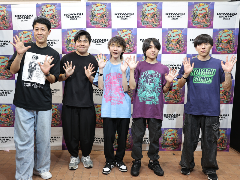 世界的配信者たちがコヤソニに降臨！ 「フォートナイトエリア」に登場する人気配信者と小籔がコラボ！