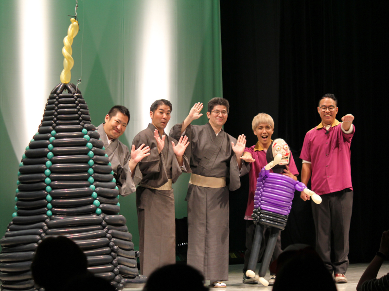 伝統×漫才の化学反応! 組踊漫才『執心鐘入編』で観客を魅了!