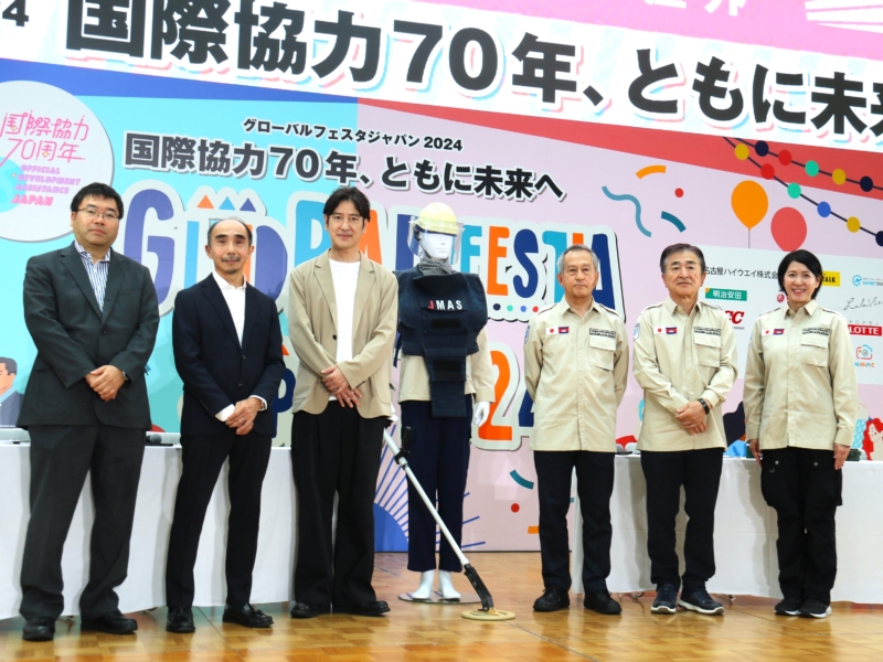 ココリコ田中が日本の地雷除去支援活動に感動! 地雷は世界に1億個…「まずは知ることが大事」