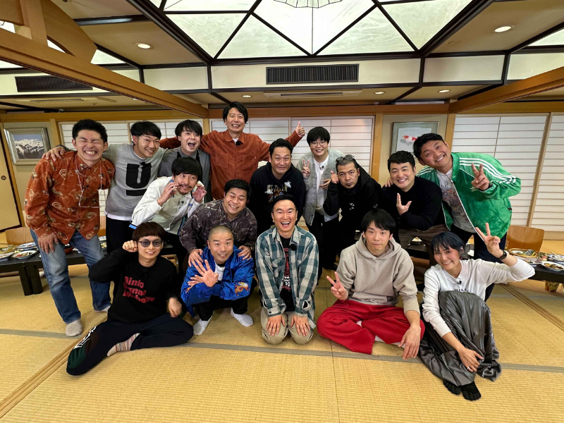 『かまいたちの知らんけど お正月同期旅スペシャル』東京同期芸人の乱入で一同が腹を抱えて笑い転げる事態に!