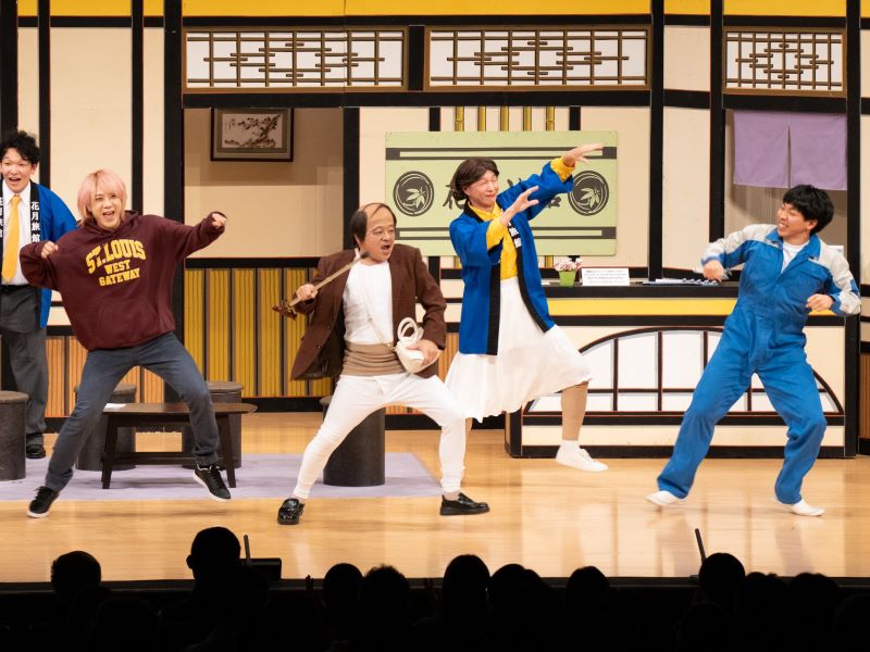 アキがプロデュースのアドリブ公演『台本のないコメディ』がLeminoで配信! 「絶対スベる…」と自信なさげなサルゴリラ赤羽が…!? | FANY Magazine