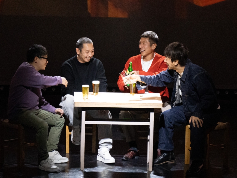 テンダラー浜本が笑い飯・哲夫、千鳥・大悟ら豪華“いつメン”とリアル飲み会トーク! “30周年”特別企画で「ふだんの感じをお見せしたい」