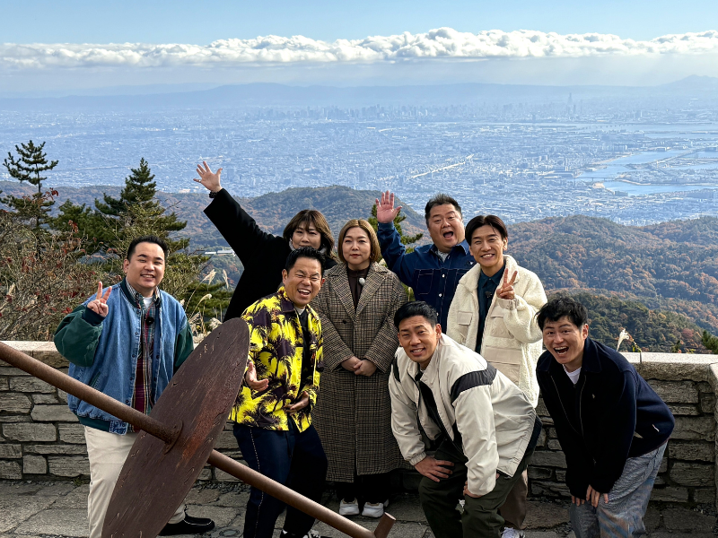 『やすとものお正月2025』1月3日放送! やすともが仲良し芸人と神戸旅を満喫!