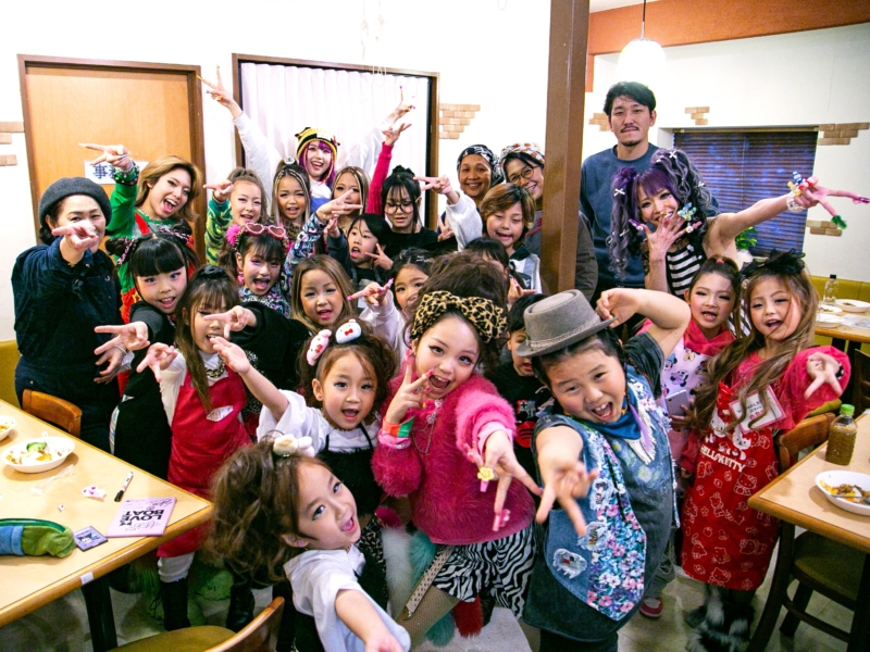 ギャルが「子ども食堂」を開催! 「ギャルマインドがキッズたちに引き継がれた」
