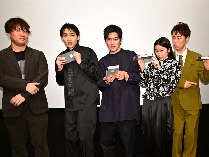 藤井隆、失礼な司会者にプンプン!? 映画『ミッシング・チャイルド・ビデオテープ』初日舞台挨拶