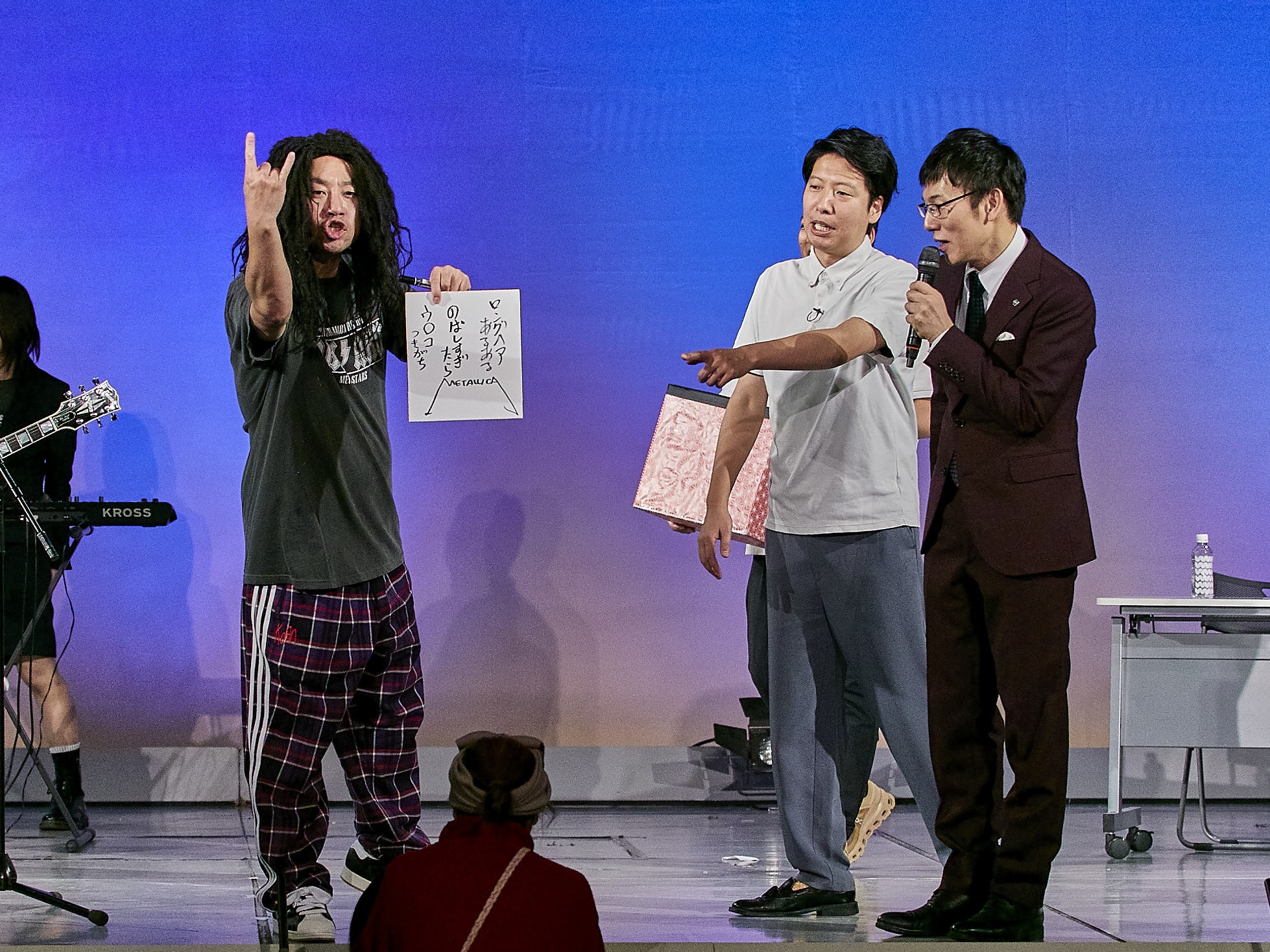 レイザーラモンRGと藤崎マーケットが歌とモノマネで「あるある対決