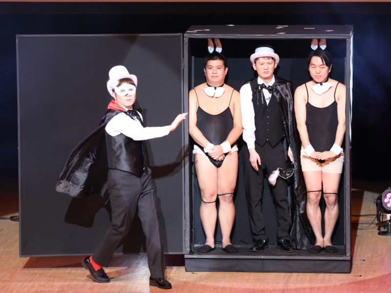 大宮セブン“結成10周年”ツアーが本拠地・大宮でフィナーレ! ジェラードン海野のサプライズ登場に会場「おかえり!」