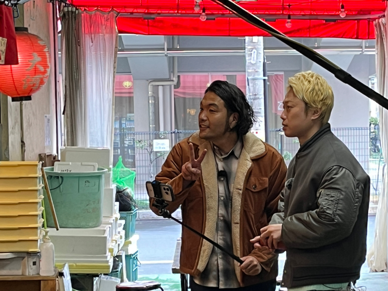 見取り図が自撮り棒片手に名古屋駅周辺をぶらり散歩旅!『見取り図の自撮り図』2月15日放送!